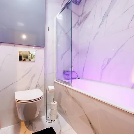 Apartment Luxury With Bath- Centre, Free Parking Rzeszow