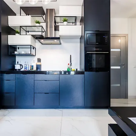 Luxury With Bath- Centre, Free Parking By Staynest *