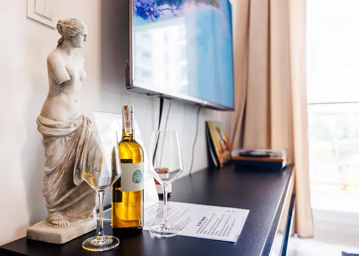 Luxury With Bath- Centre, Free Parking By Staynest Rzeszow