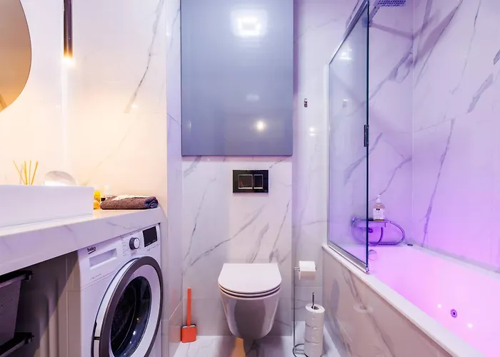 Luxury With Bath- Centre, Free Parking By Staynest * Rzeszow