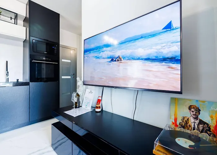 Lägenhet Luxury With Bath- Centre, Free Parking By Staynest