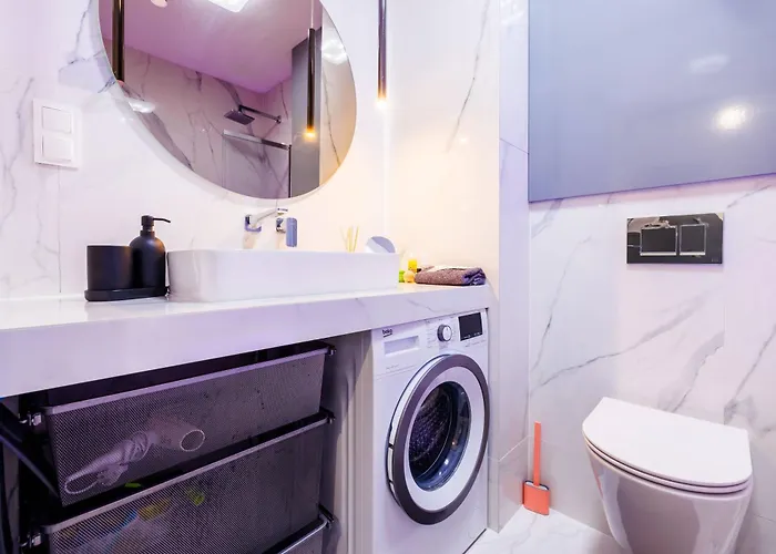 Luxury With Bath- Centre, Free Parking By Staynest Lägenhet Rzeszów